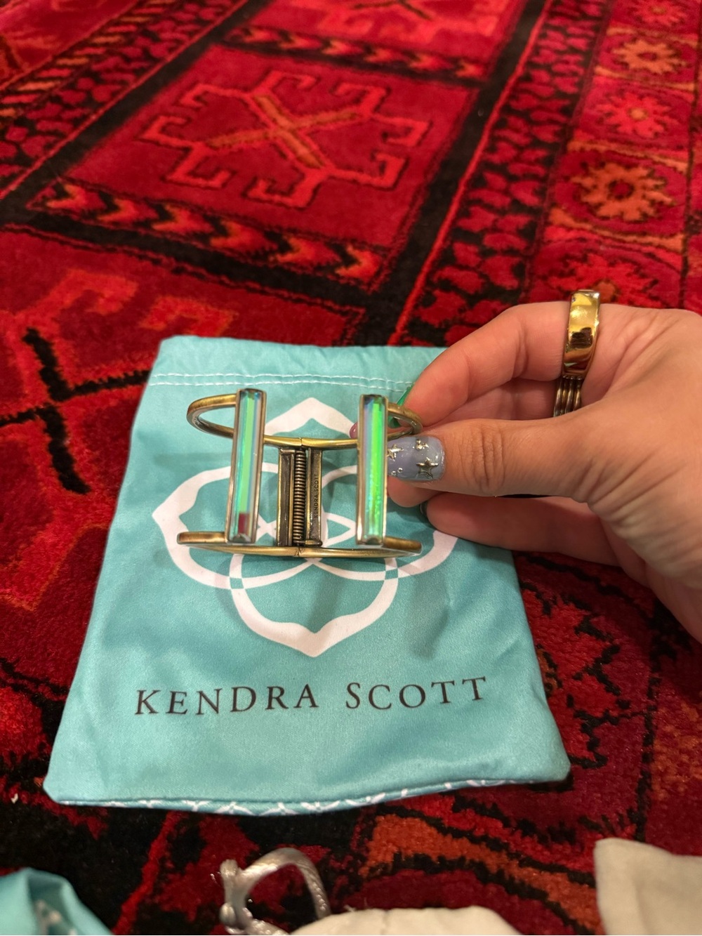 Kendra Scott Iridescent Aqua Bar Cuff in Gold